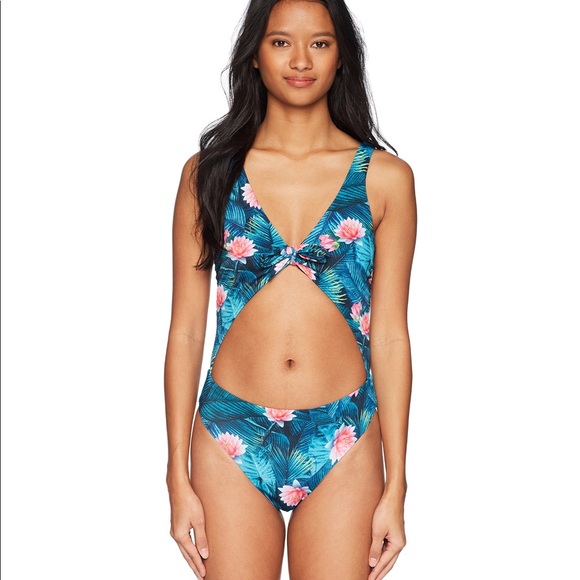Reef Other - Reef juniors one piece swimsuit
